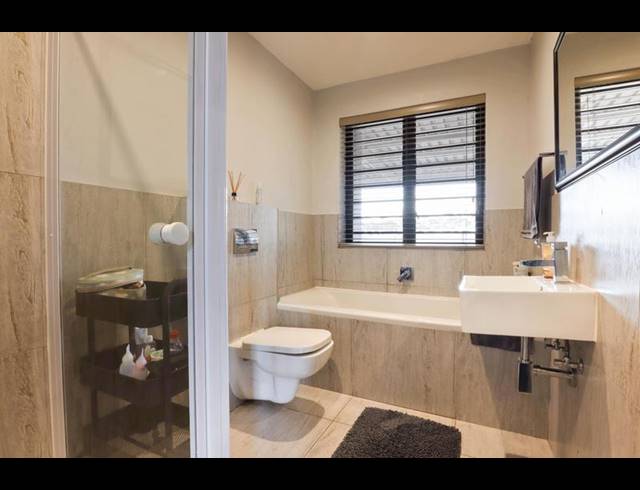 3 BEDROOM HOUSE FOR SALE IN PHILADELPHIA